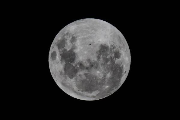 Une sonde japonaise en direction de la lune